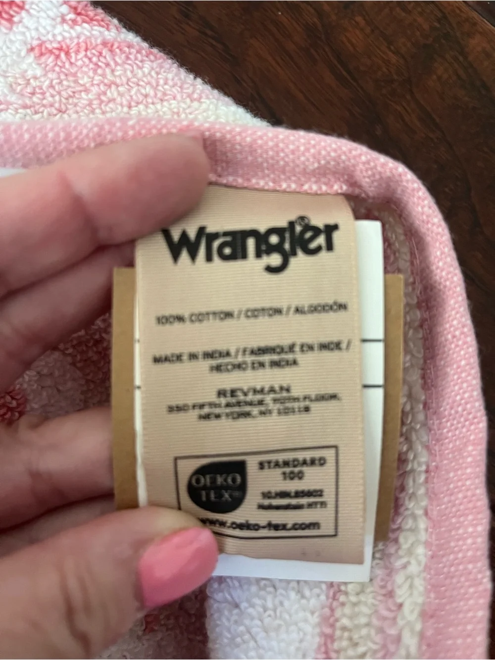 Wrangler Pink Aztec Pattern Bath and Hand Towel Set